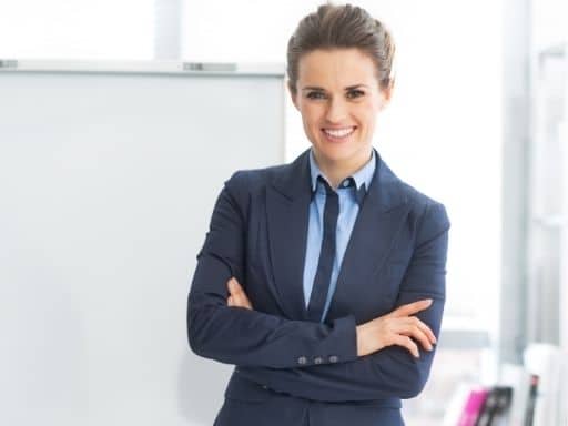 introducing powerpoint presentation How to Introduce Yourself in a Business Presentation-A Step-by-Step Guide