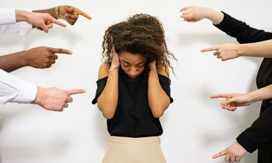 2. Involve the Audience in Fighting Hecklers