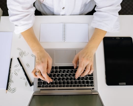 How-to-Write-an-Email-That-Gets-Your-Bosss-Attention